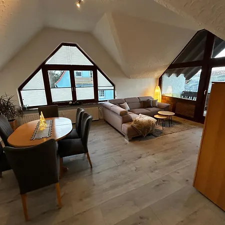 Appartement Zwei Schoene In Der Naehe Von Winterberg *